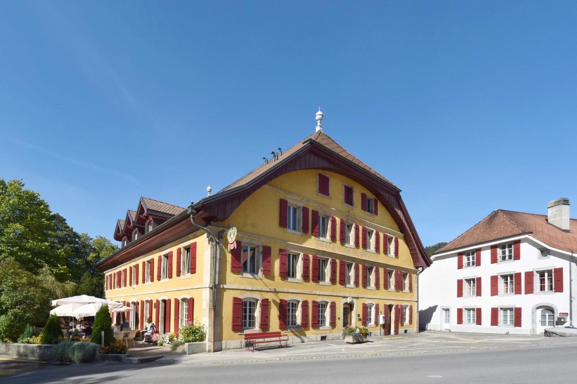 Hotel De L'Aigle Couvet Luaran gambar